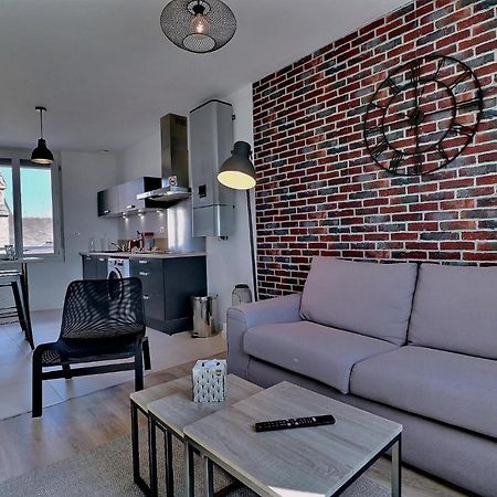 Appartement Logisy En Centre-Ville De Vitre I Logisy L'Indu Витре Экстерьер фото