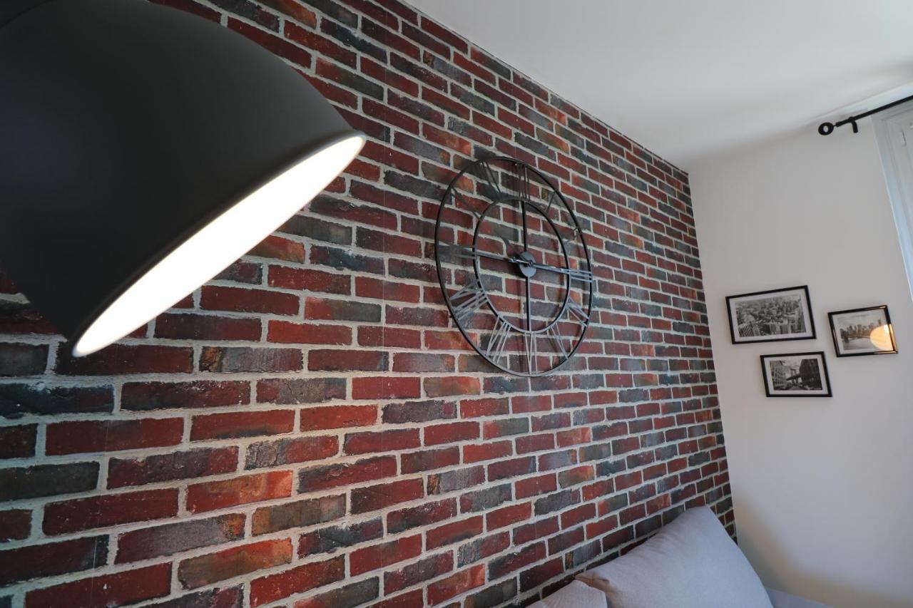 Appartement Logisy En Centre-Ville De Vitre I Logisy L'Indu Витре Экстерьер фото